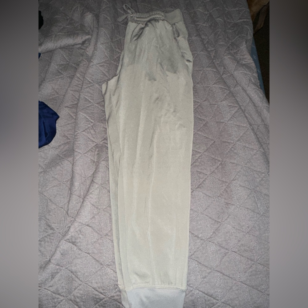 Calia by Carrie joggers. Medium. Light grey. Good condition. No tears, stains.